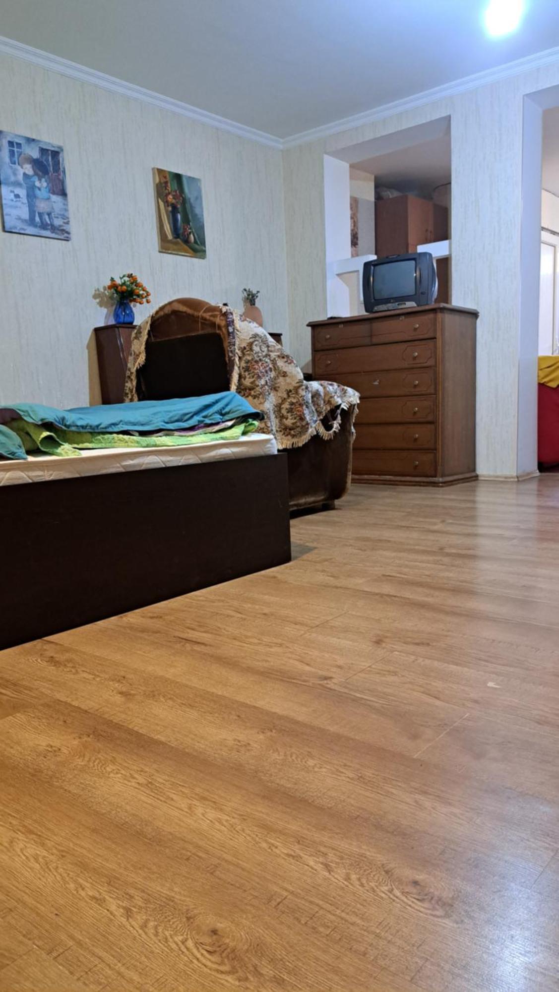 Appartamento Cozy, Warm & Cheap Tbilisi Esterno foto
